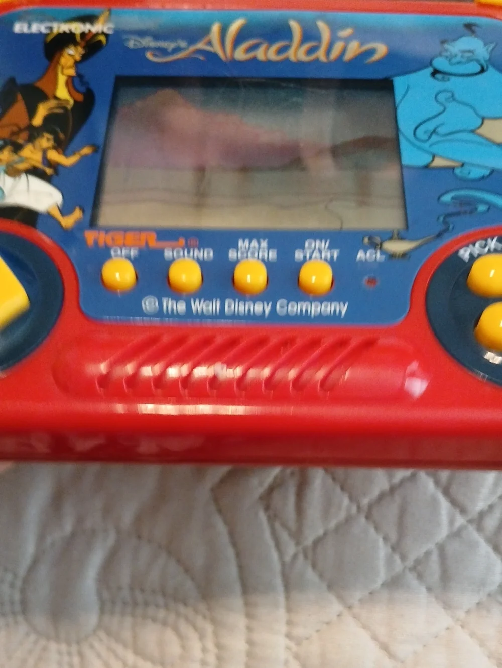 VINTAGE 1990 TIGER Disney Aladdin Handheld Electronic Game